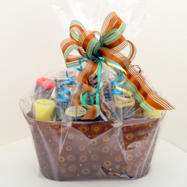 crafty, candle, canadian, handmade, gift, gift basket, cello, medium